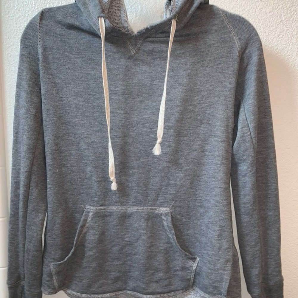gray cropped charlotte russe hoodie